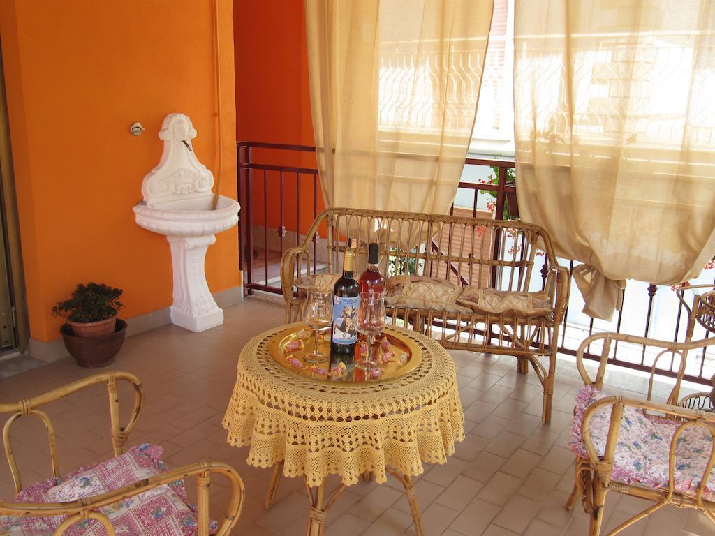 Bed and Breakfast Montagne Rocciose Фрашинето Экстерьер фото
