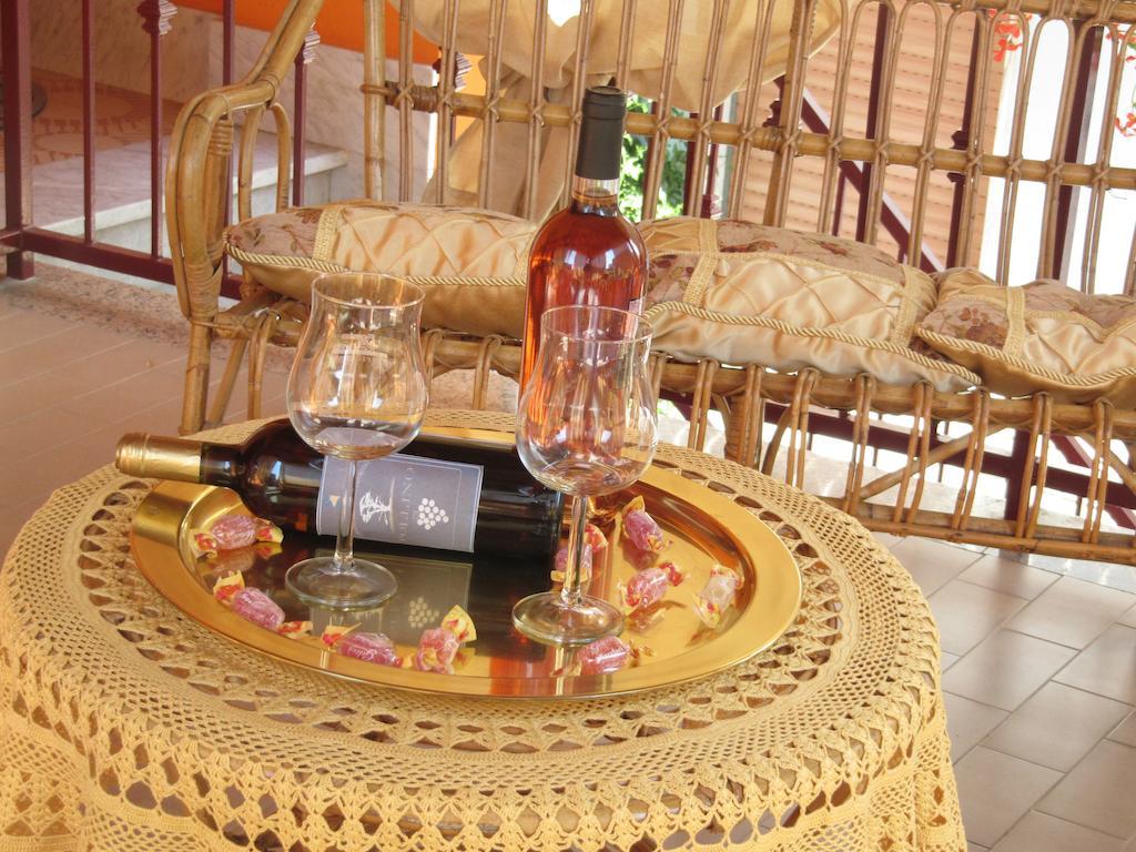 Bed and Breakfast Montagne Rocciose Фрашинето Экстерьер фото