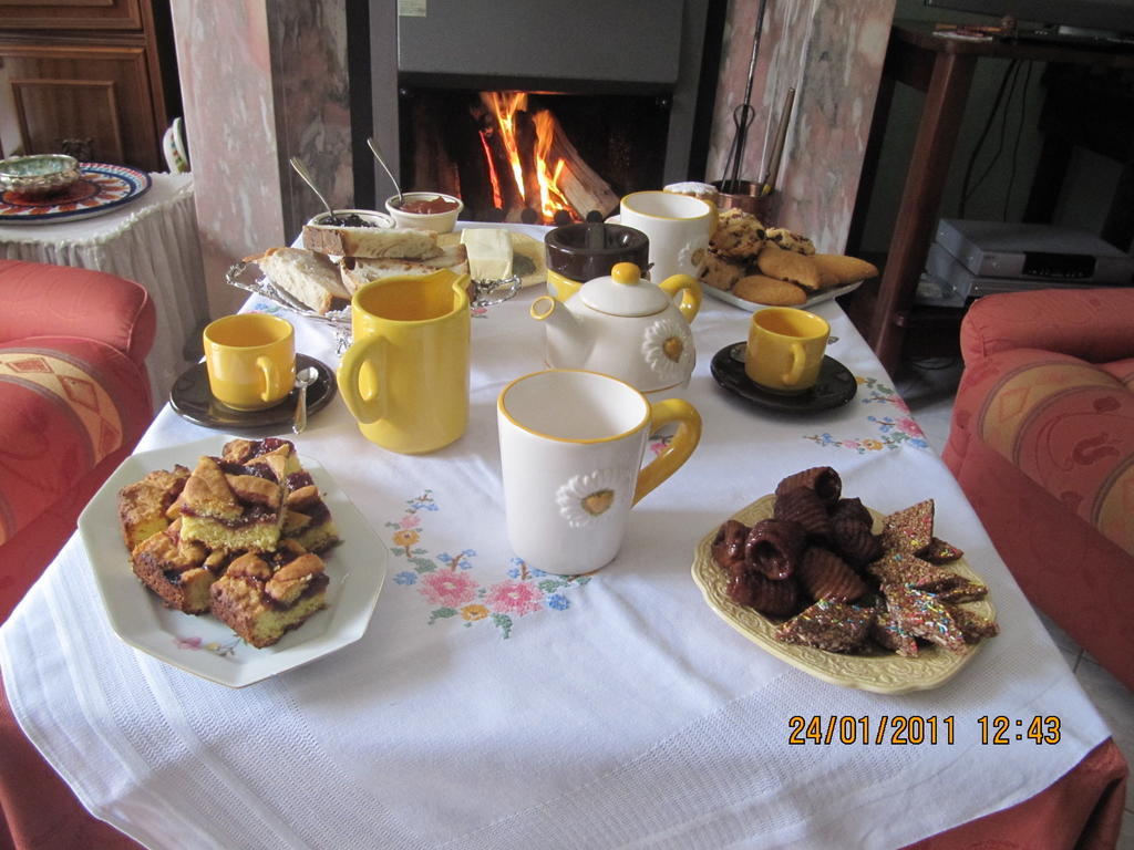 Bed and Breakfast Montagne Rocciose Фрашинето Экстерьер фото