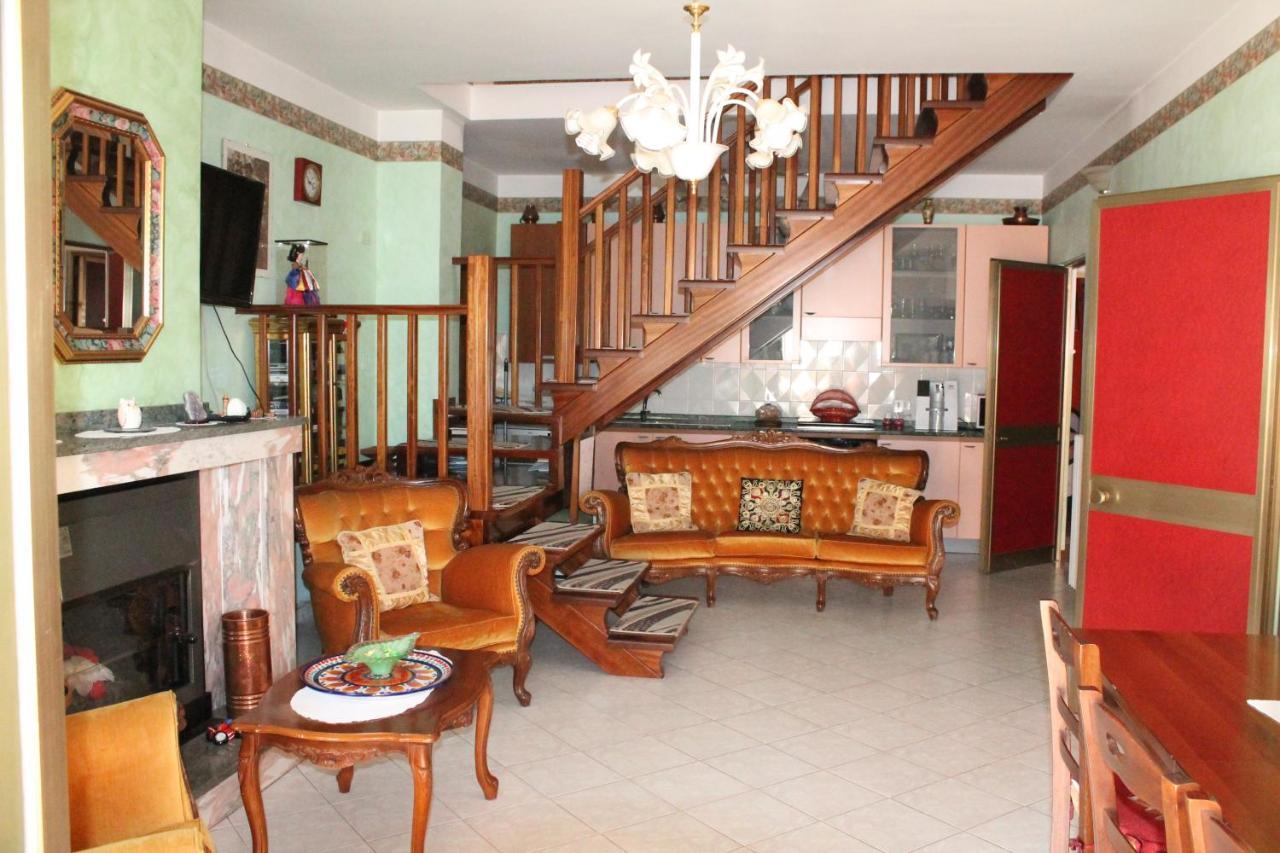 Bed and Breakfast Montagne Rocciose Фрашинето Экстерьер фото